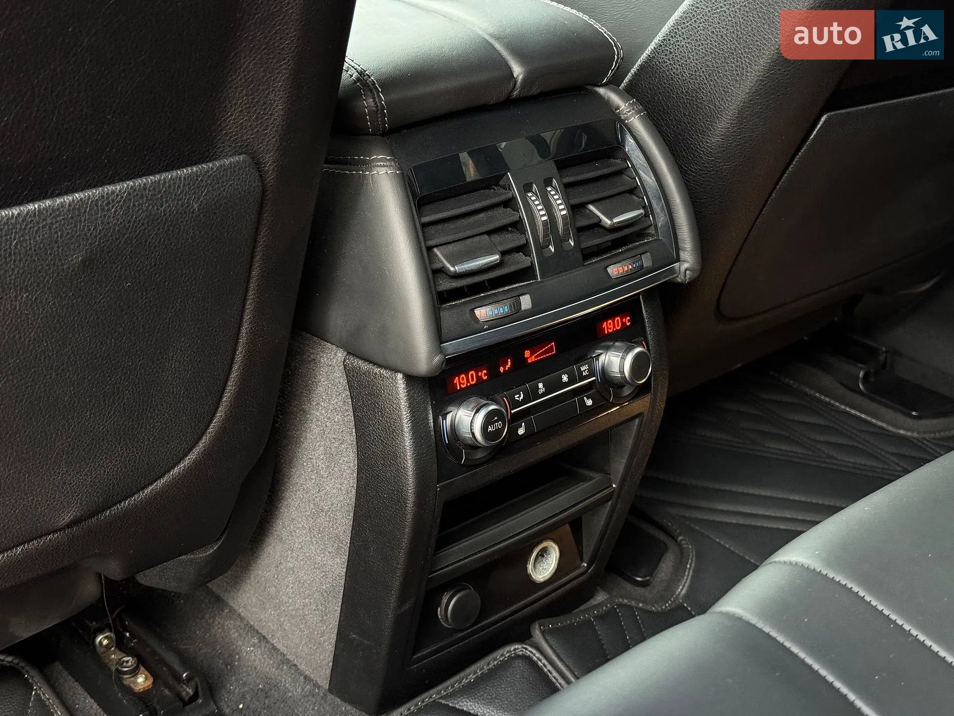 2015 BMW X5 M - мініатюра 67