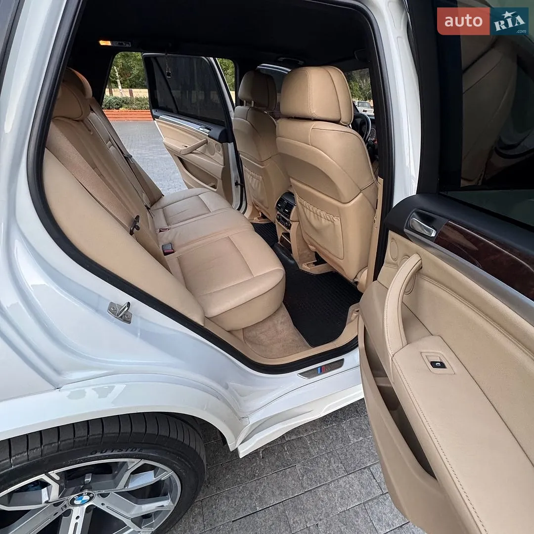 2012 BMW X5 M - мініатюра 17