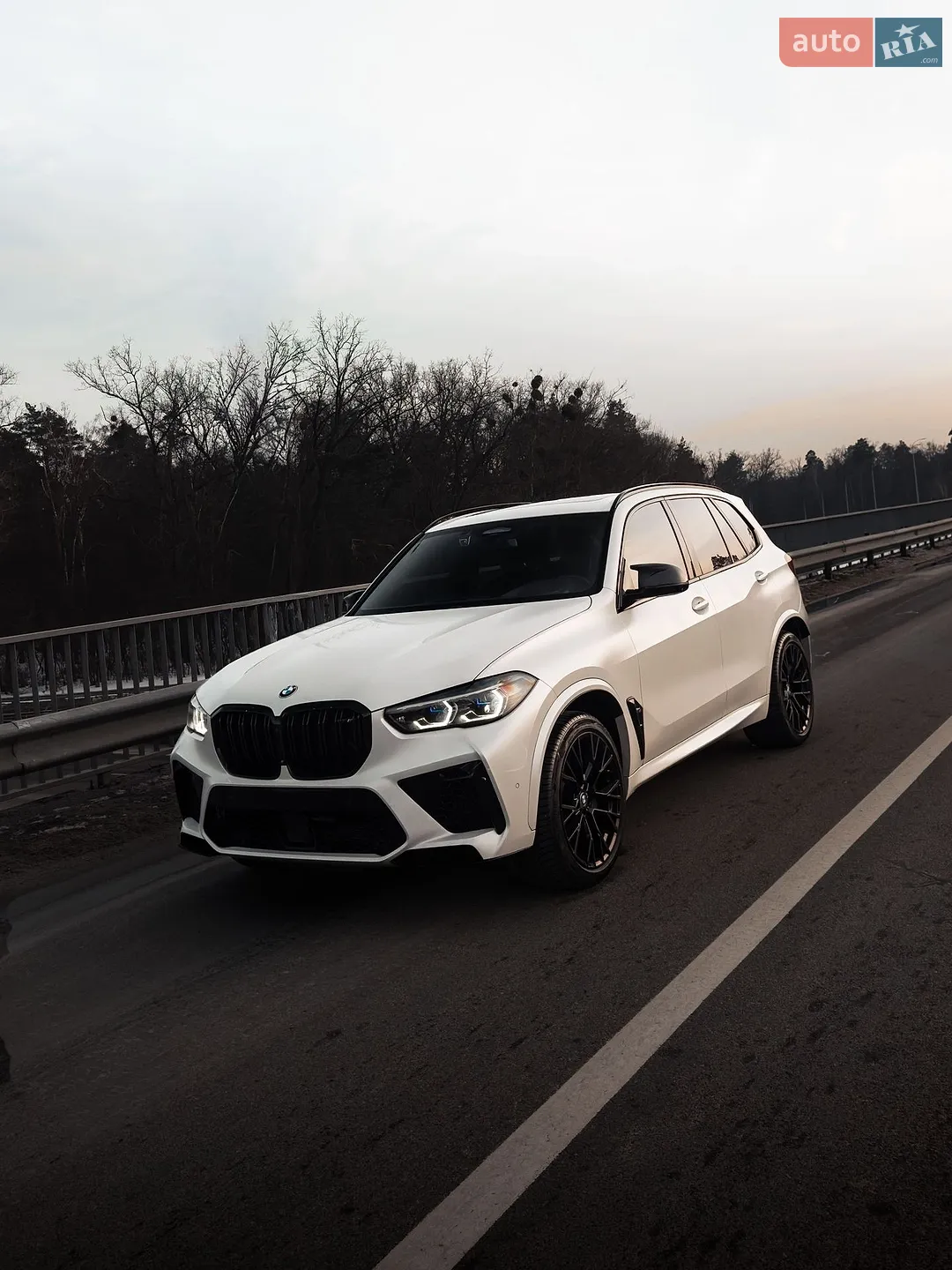 2022 BMW X5 M - мініатюра 6