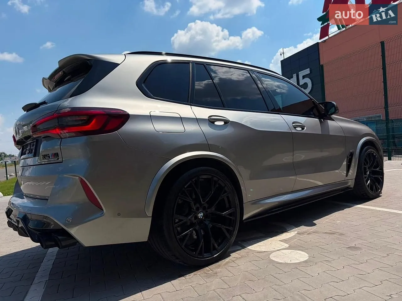 2022 BMW X5 M - мініатюра 5