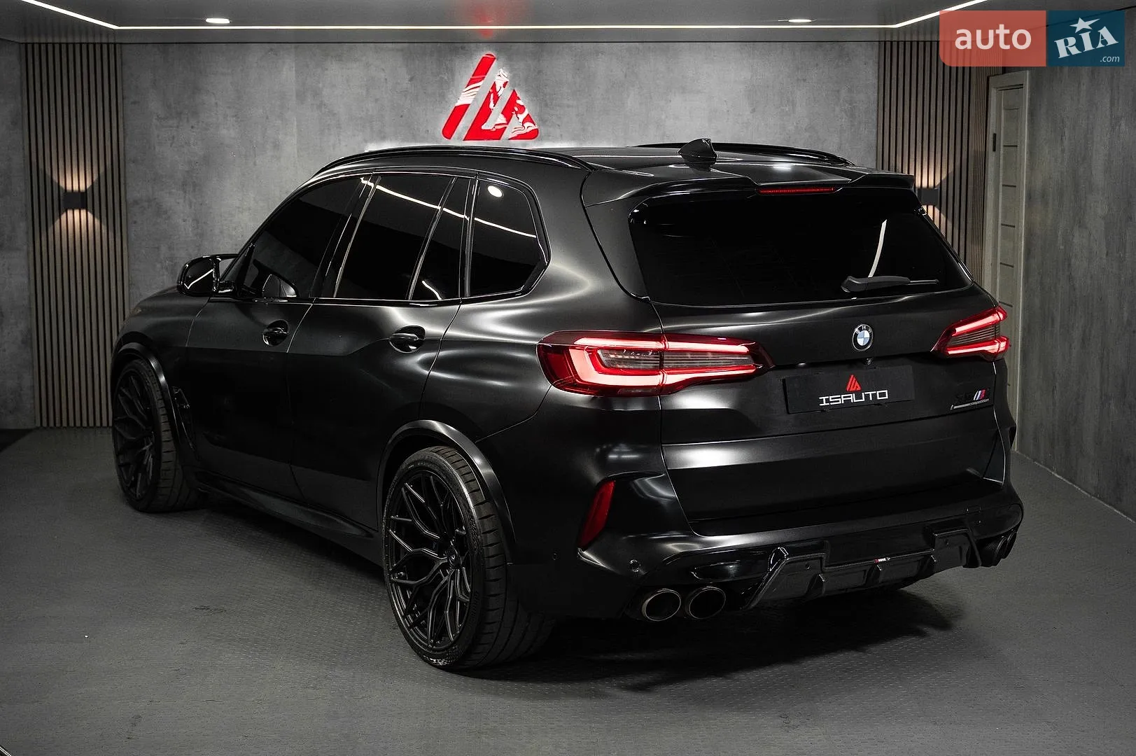2022 BMW X5 M - мініатюра 16