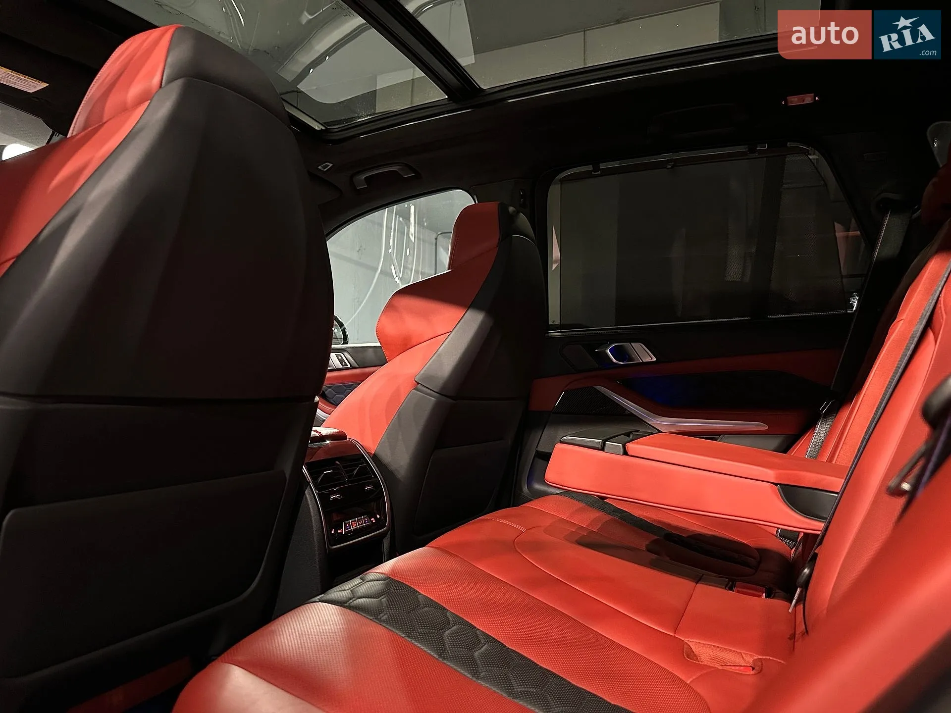 2022 BMW X5 M - мініатюра 11