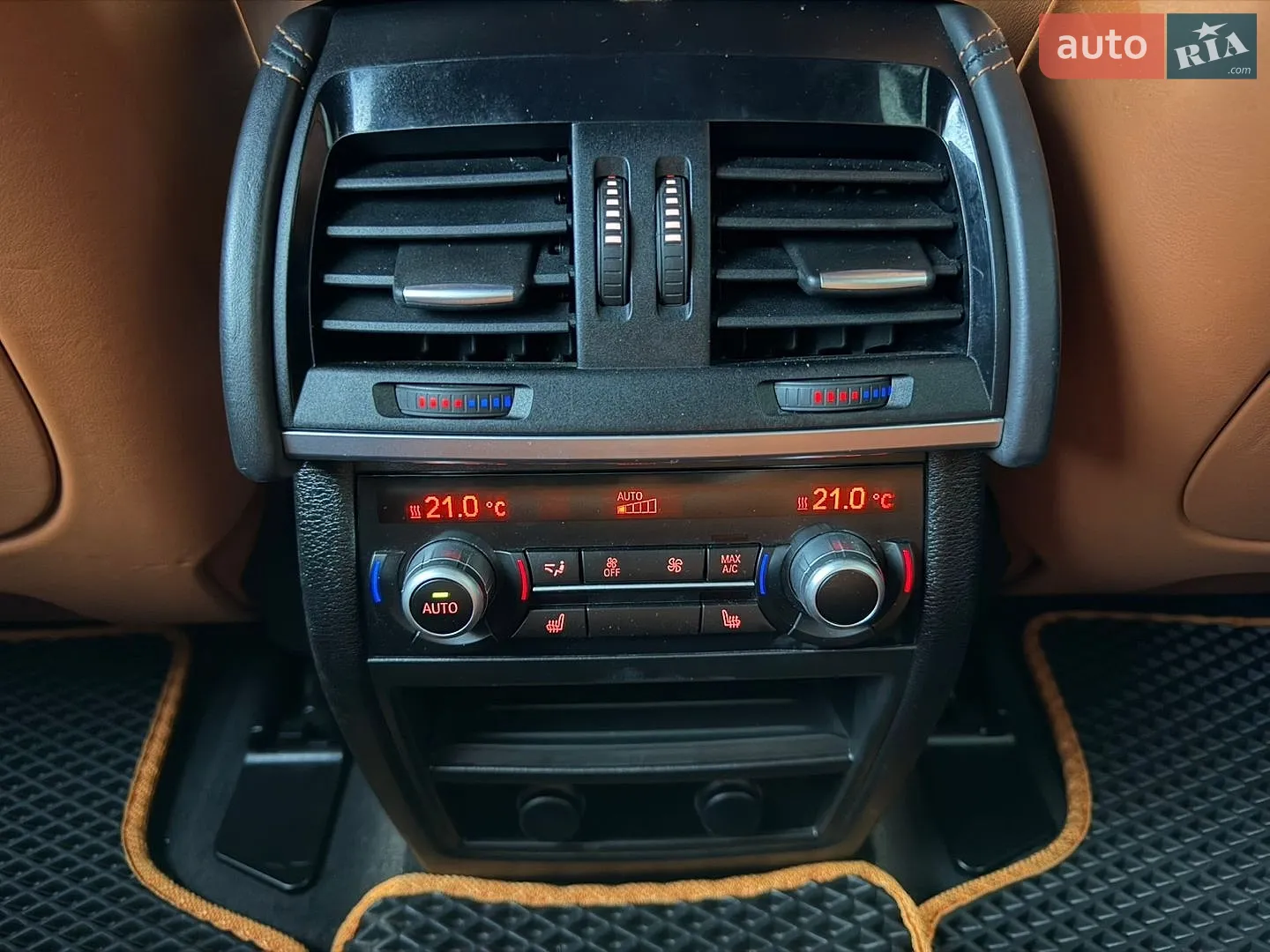 2017 BMW X5 M - мініатюра 38
