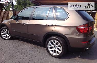 Внедорожник / Кроссовер BMW X5 2011 в Коломые