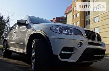 Позашляховик / Кросовер BMW X5 2011 в Ужгороді