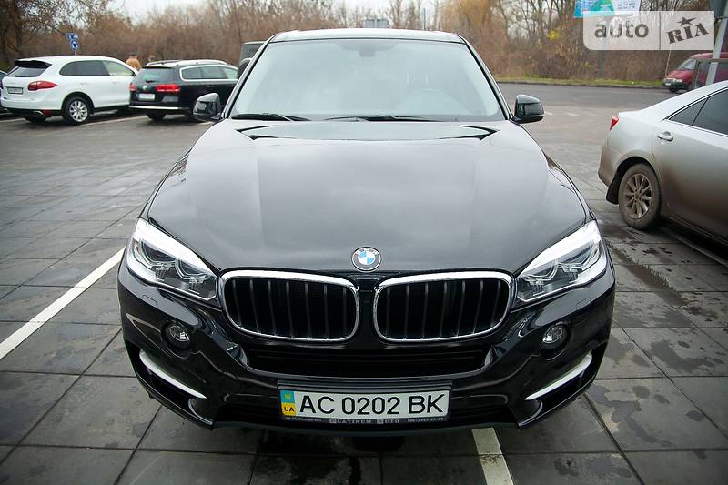 Позашляховик / Кросовер BMW X5 2016 в Луцьку