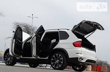 Внедорожник / Кроссовер BMW X5 2013 в Одессе