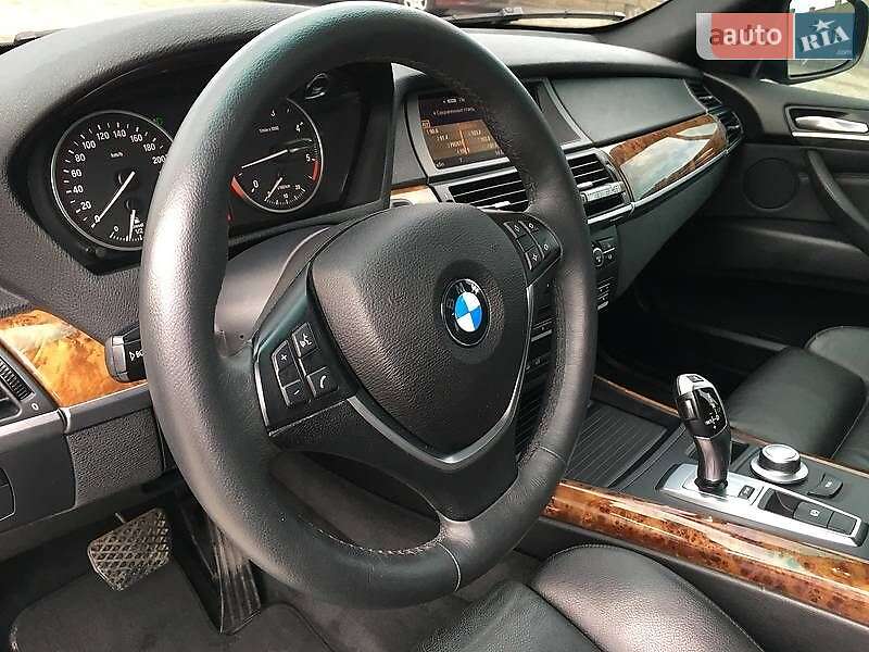 Внедорожник / Кроссовер BMW X5 2008 в Киеве