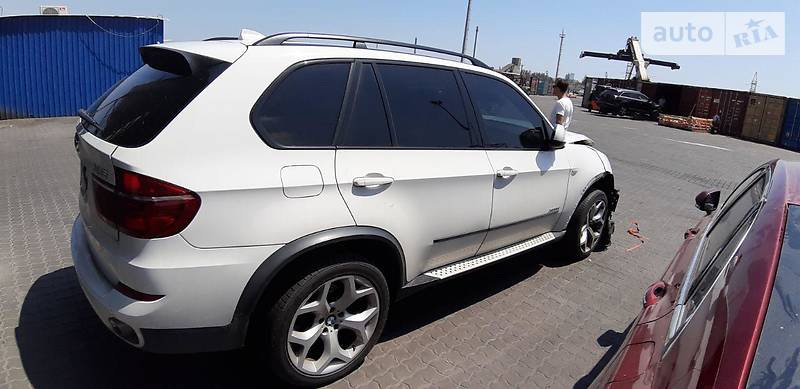 Внедорожник / Кроссовер BMW X5 2013 в Киеве