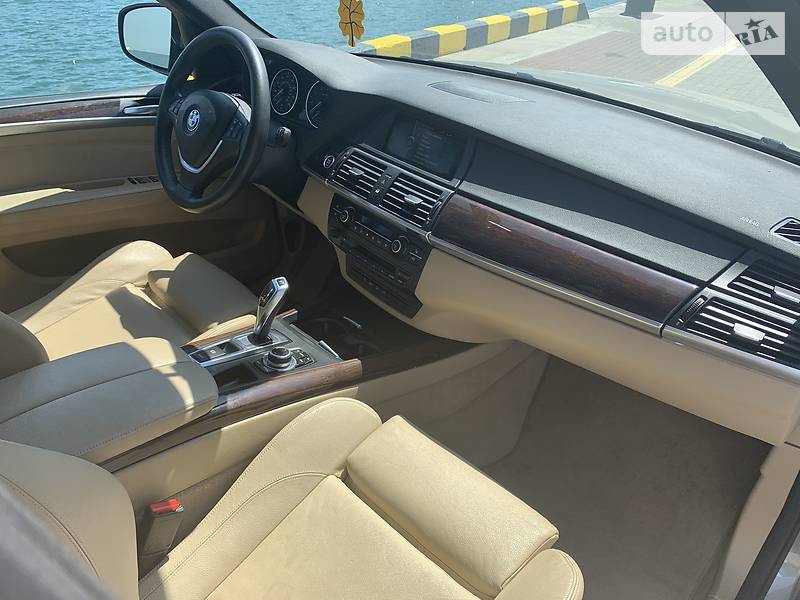 Позашляховик / Кросовер BMW X5 2011 в Києві