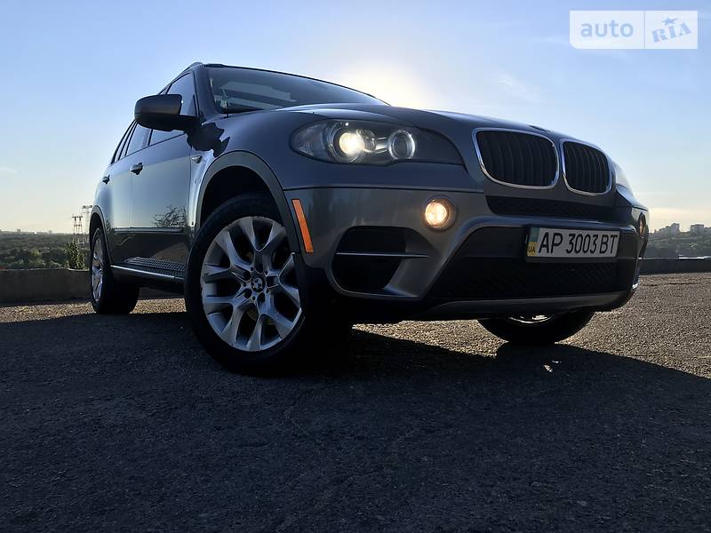 Позашляховик / Кросовер BMW X5 2010 в Запоріжжі