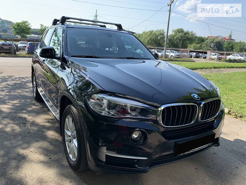Позашляховик / Кросовер BMW X5 2017 в 