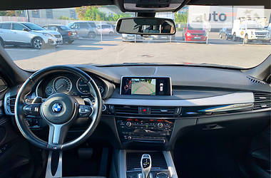 Позашляховик / Кросовер BMW X5 2015 в  фото 13 Позашляховик / Кросовер BMW X5 2015 в