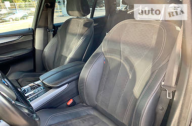Позашляховик / Кросовер BMW X5 2015 в  фото 19 Позашляховик / Кросовер BMW X5 2015 в