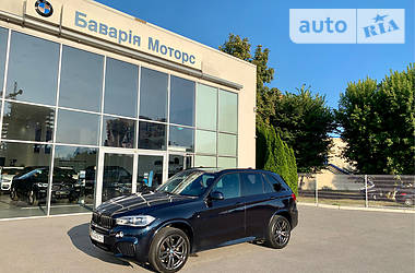 Позашляховик / Кросовер BMW X5 2015 в  фото 25 Позашляховик / Кросовер BMW X5 2015 в