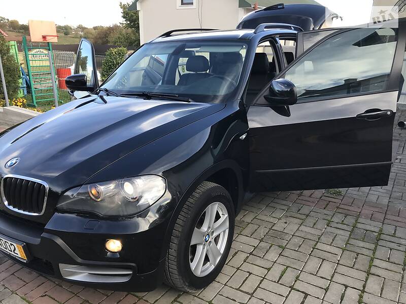 Внедорожник / Кроссовер BMW X5 2008 в Черновцах