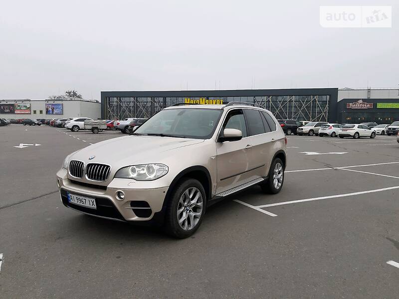 Внедорожник / Кроссовер BMW X5 2013 в Киеве