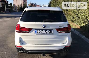 Позашляховик / Кросовер BMW X5 2016 в 