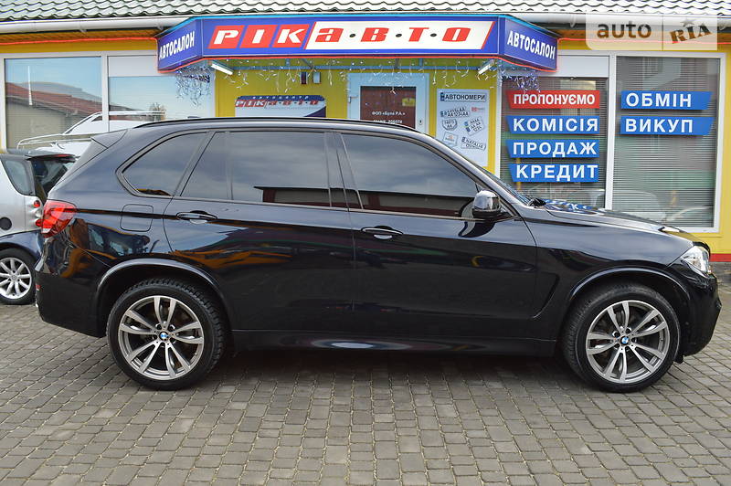 Позашляховик / Кросовер BMW X5 2014 в 