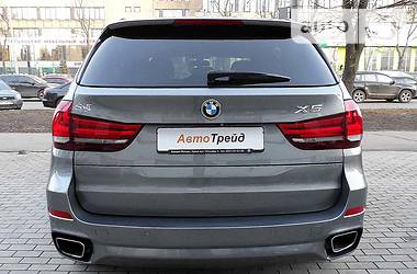 Позашляховик / Кросовер BMW X5 2014 в 
