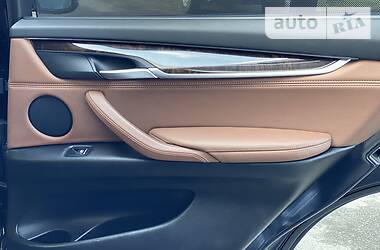 Позашляховик / Кросовер BMW X5 2015 в 