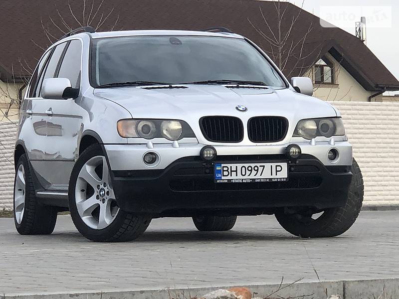 Позашляховик / Кросовер BMW X5 2002 в 