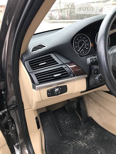 Позашляховик / Кросовер BMW X5 2011 в Харкові фото 19 Позашляховик / Кросовер BMW X5 2011 в Харкові