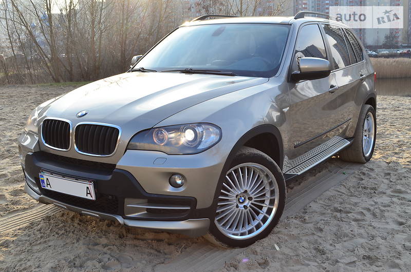 Позашляховик / Кросовер BMW X5 2007 в 