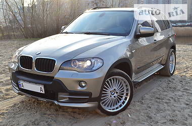 Позашляховик / Кросовер BMW X5 2007 в 