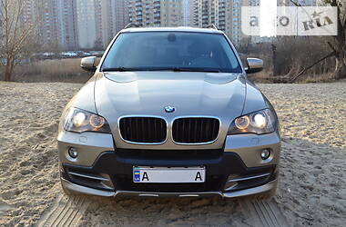 Позашляховик / Кросовер BMW X5 2007 в 