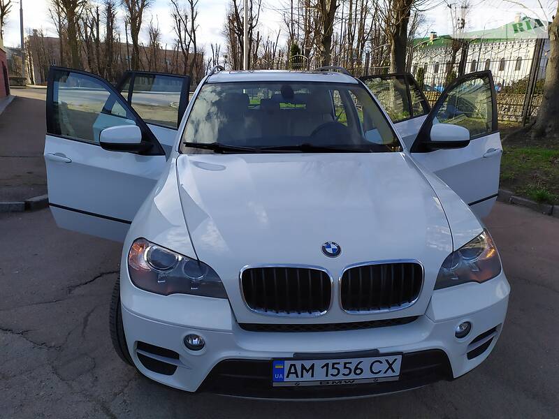 Позашляховик / Кросовер BMW X5 2013 в Житомирі фото 45 Позашляховик / Кросовер BMW X5 2013 в Житомирі