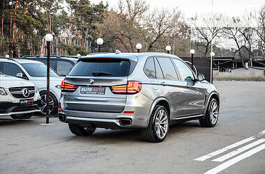 Позашляховик / Кросовер BMW X5 2014 в 