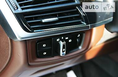 Позашляховик / Кросовер BMW X5 2016 в 