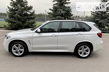 Позашляховик / Кросовер BMW X5 2017 в 