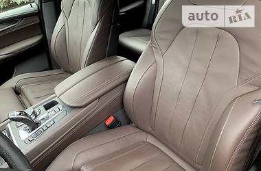 Позашляховик / Кросовер BMW X5 2017 в 
