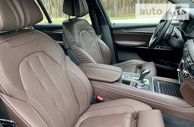 Позашляховик / Кросовер BMW X5 2017 в 