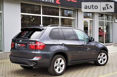 Позашляховик / Кросовер BMW X5 2012 в 