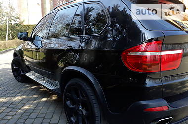 Позашляховик / Кросовер BMW X5 2007 в 