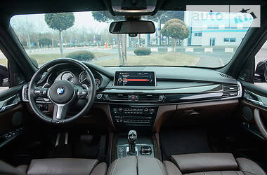 Позашляховик / Кросовер BMW X5 2015 в 