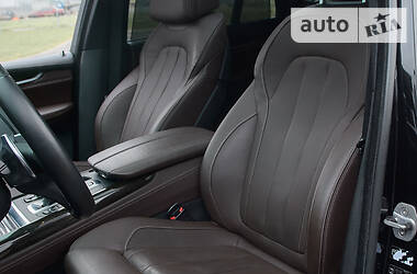 Позашляховик / Кросовер BMW X5 2015 в 