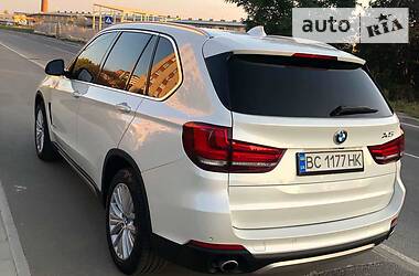 Позашляховик / Кросовер BMW X5 2017 в 