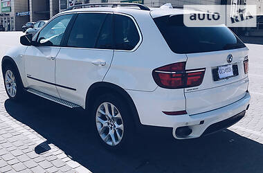 Позашляховик / Кросовер BMW X5 2013 в 