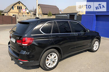 Позашляховик / Кросовер BMW X5 2014 в 