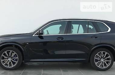 Позашляховик / Кросовер BMW X5 2020 в 