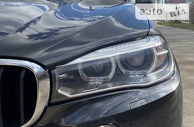 Позашляховик / Кросовер BMW X5 2014 в 