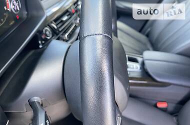 Позашляховик / Кросовер BMW X5 2015 в 