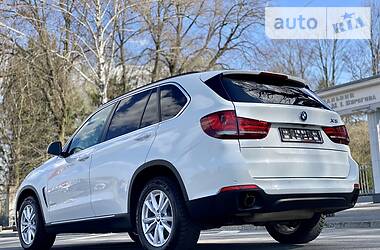 Позашляховик / Кросовер BMW X5 2015 в 