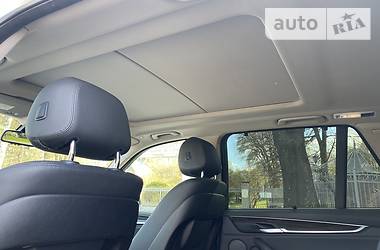 Позашляховик / Кросовер BMW X5 2015 в 