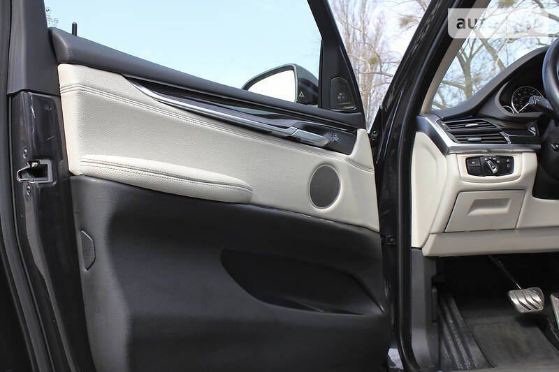 Позашляховик / Кросовер BMW X5 2014 в Кременчуці