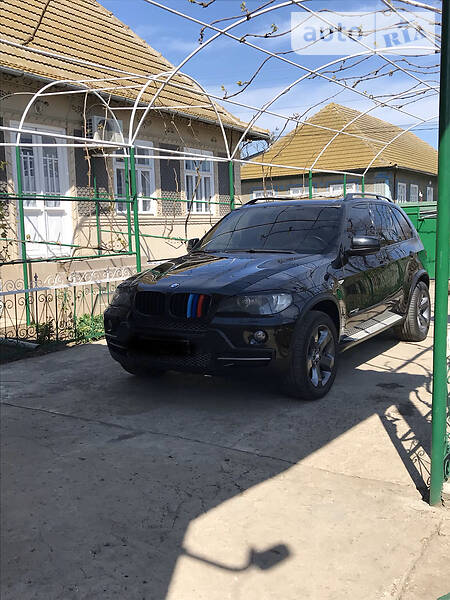 Позашляховик / Кросовер BMW X5 2009 в 